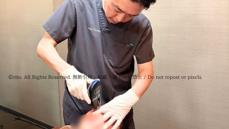 ザ・クリニック大阪モフィウス8施術中